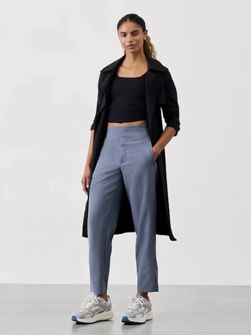Women’s Athleta Endless High Rise Pants Size 10 Blue Crop